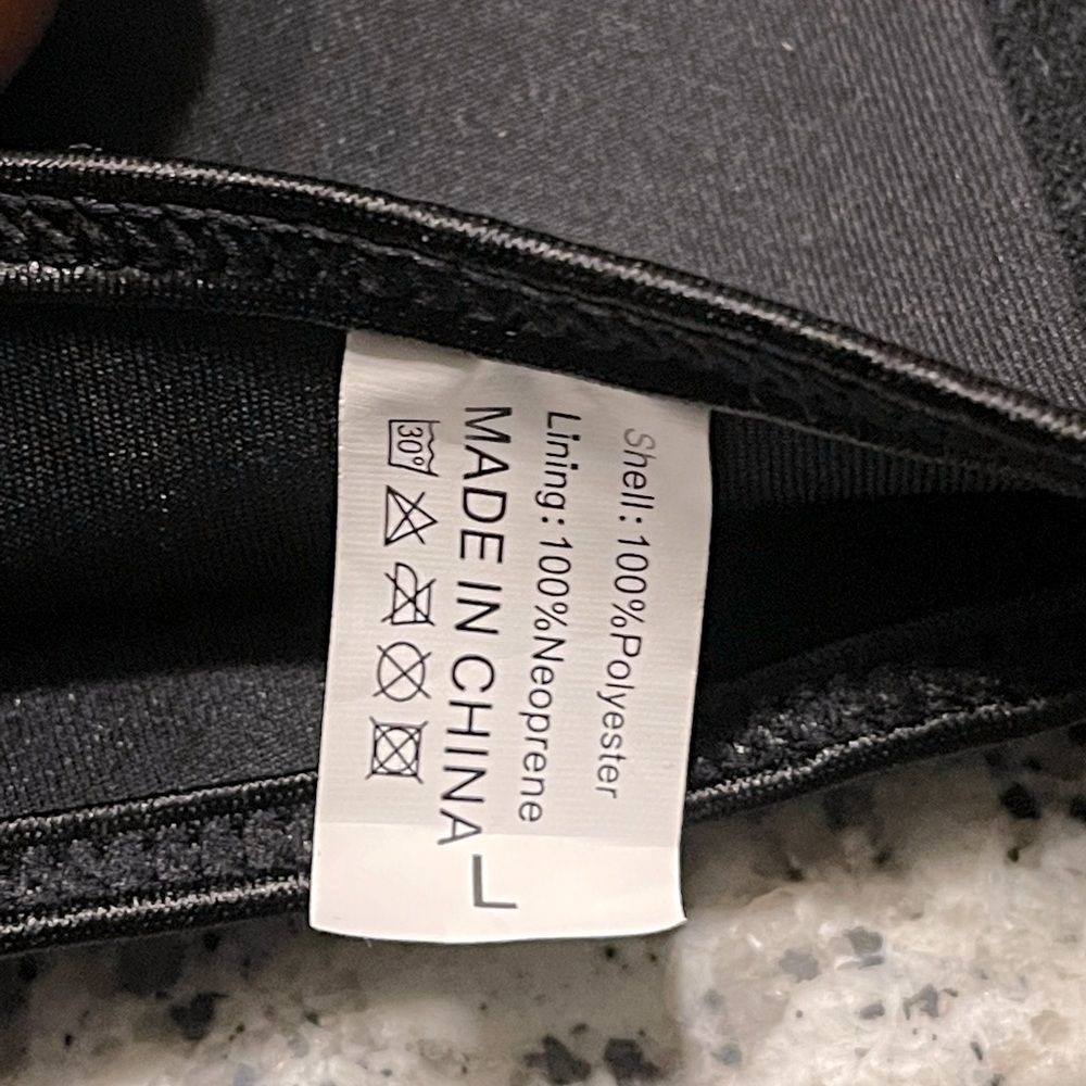 💥Closet CLEAROUT💥Waist Trainer - Size Large (28-30 inches) - Picture 5 of 7